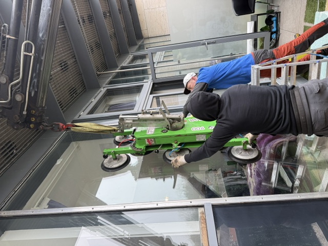 About Chelsea Glazing